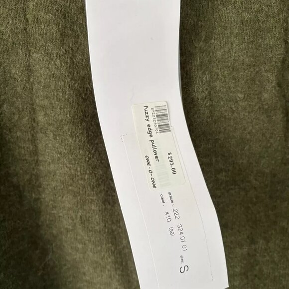 NEW WITH TAGS Size S One-O-One Alpaca Fuzzy Edge Pullover Sweater - Picture 4 of 4